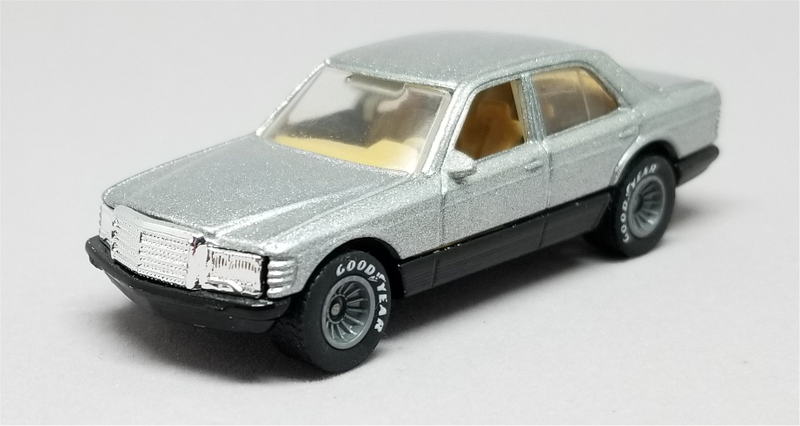 Illustration for article titled Radcast 2018: Hot Wheels Mercedes-Benz 380 SEL Real Riders